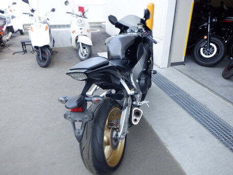 2010 Honda CBR 1000 RR/RA Fireblade, чёрный, 800000 рублей, вид 4