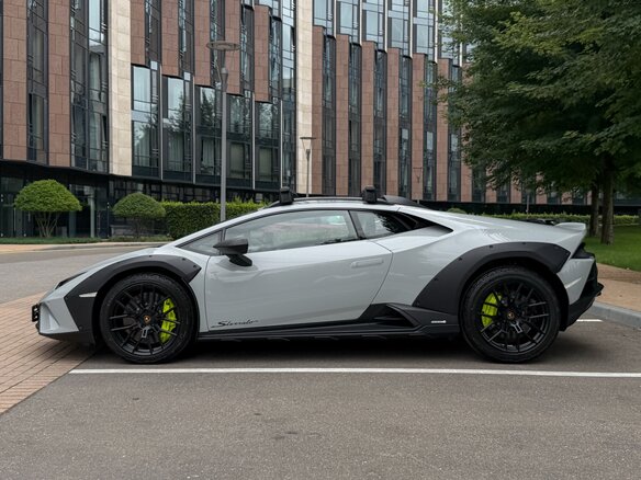 2024 Lamborghini Huracán Sterrato I Рестайлинг, серый, 33700000 рублей - вид 4