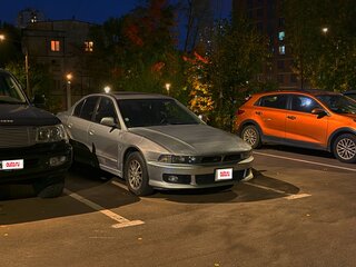 2001 Mitsubishi Galant VIII Рестайлинг, серебристый, 350000 рублей, вид 2