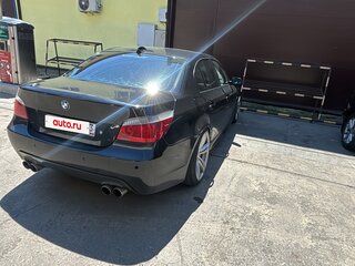 2003 BMW 5 серии 520i V (E60/E61), чёрный, 880000 рублей, вид 3