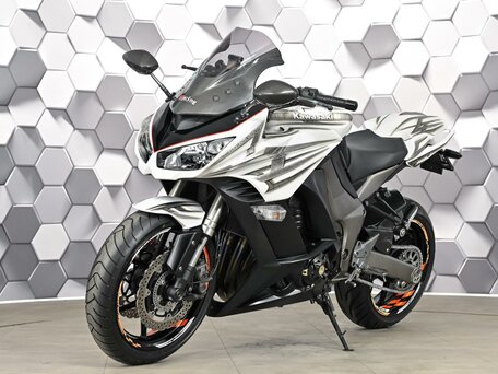 2011 Kawasaki Ninja 1000, белый, 649000 рублей, вид 2