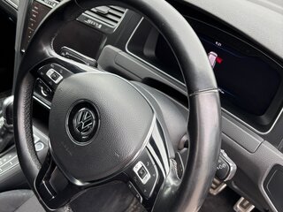 2018 Volkswagen Golf Alltrack VII Рестайлинг, чёрный, 1650000 рублей, вид 5