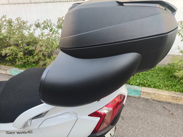 2018 Suzuki Burgman (SkyWave) 650, белый, 980000 рублей - вид 5