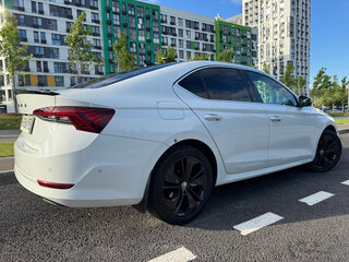 2020 Skoda Octavia IV (A8), белый, 2099000 рублей, вид 4