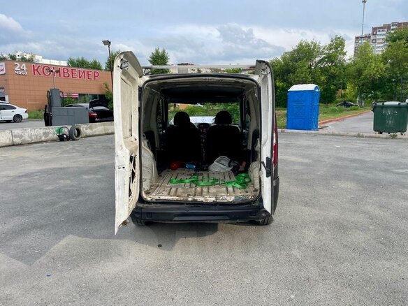 2008 Fiat Doblo I Рестайлинг, белый, 230000 рублей - вид 9