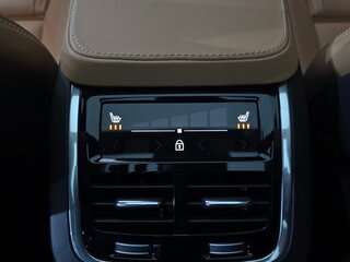 2024 Volvo XC90 II Рестайлинг 1, белый, 7030000 рублей, вид 3