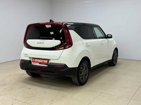 2022 Kia Soul III, белый, 1930000 рублей, вид 4