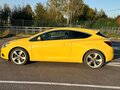 2013 Opel Astra GTC J Рестайлинг, жёлтый, 810000 рублей - вид 2