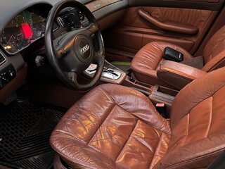 1998 Audi A6 II (C5), чёрный, 400000 рублей, вид 3