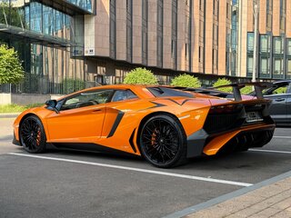 2015 Lamborghini Aventador LP750-4 Superveloce I, оранжевый, 53400000 рублей, вид 4