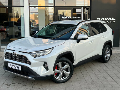 Toyota RAV4 V (XA50)