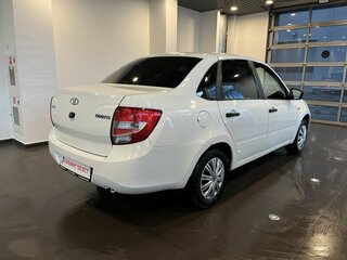 2017 Lada (ВАЗ) Granta I, белый, 422000 рублей, вид 3