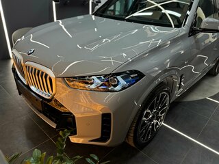 2026 BMW X5 40d IV (G05/G18) Рестайлинг, серый, 17000000 рублей, вид 5