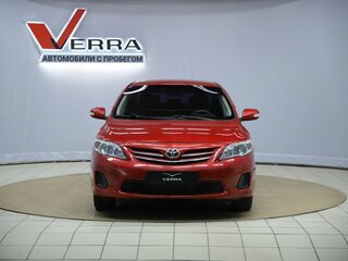 2011 Toyota Corolla X (E140, E150) Рестайлинг, красный, 650000 рублей, вид 2