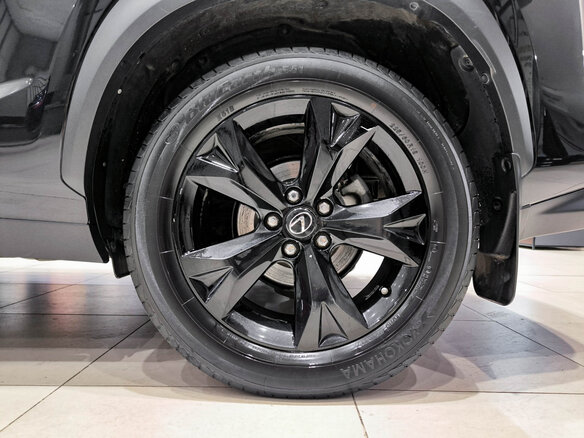 2017 Lexus NX 200 I, чёрный - вид 17