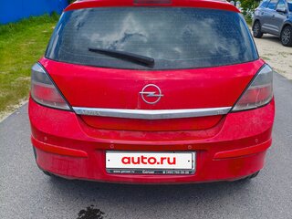 2008 Opel Astra H Рестайлинг, красный, 530000 рублей, вид 4