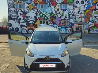 2016 Toyota Sienta II, белый, 1050000 рублей, вид 3