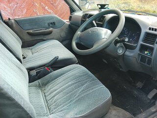 2000 Nissan Vanette Cargo III, серый, 455555 рублей, вид 4