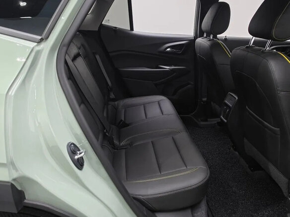 2023 Chevrolet Trax II, зелёный - вид 13