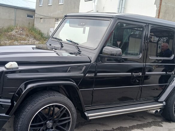 2002 Mercedes-Benz G-Класс 400 II (W463), чёрный, 3000000 рублей - вид 6