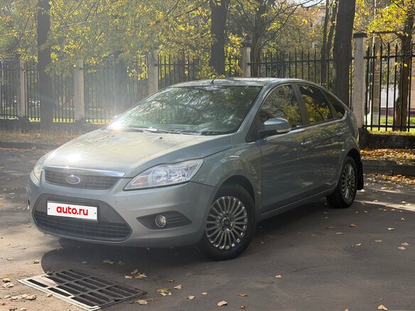 2010 Ford Focus II Рестайлинг, серый, 475000 рублей