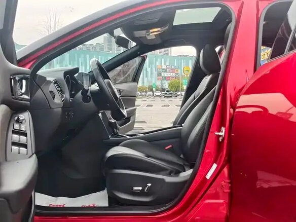 2021 Mazda CX-4 I Рестайлинг, красный - вид 3