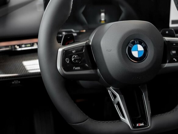 2025 BMW 5 серии 520d VIII (G60/G61/G68), серебристый, 9791700 рублей - вид 9