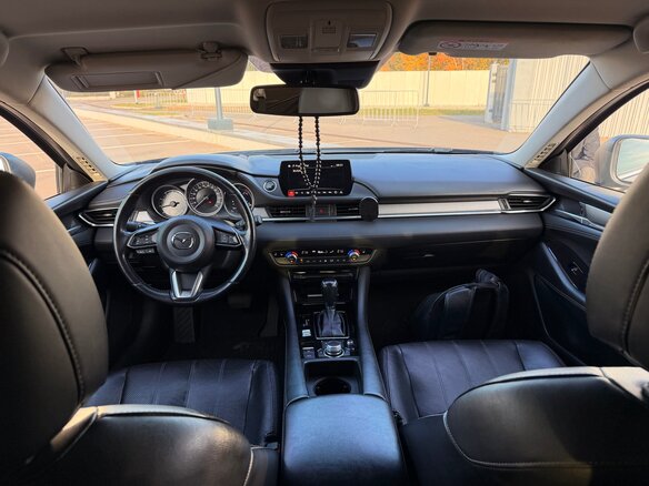 2020 Mazda 6 III (GJ) Рестайлинг 2, серый, 1950000 рублей - вид 5