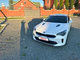 2019 Kia Stinger I, белый, 2500000 рублей, вид 4