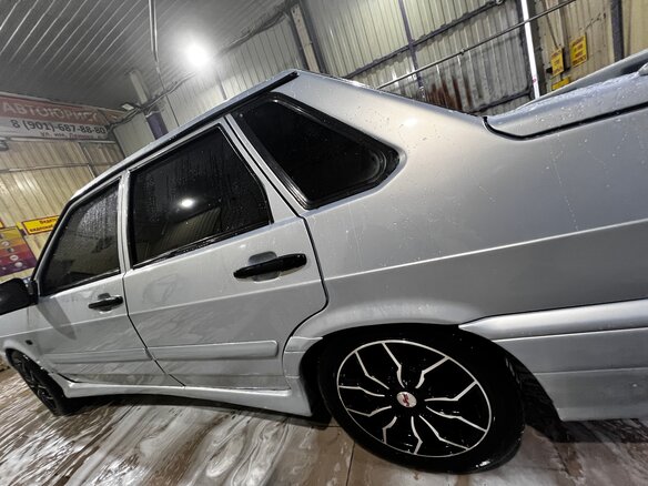 2004 Lada (ВАЗ) 2115, серебристый, 300000 рублей - вид 16