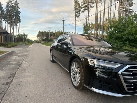 2019 Audi A8 Long 60 TFSI IV (D5), чёрный, 8000000 рублей, вид 4
