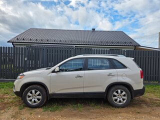 2010 Kia Sorento II, бежевый, 1250000 рублей, вид 3