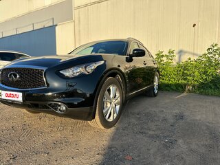2017 Infiniti QX70, чёрный, 4400000 рублей, вид 3