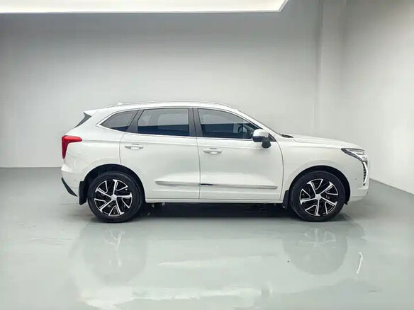 2023 Haval Jolion I Рестайлинг, белый, 1000000 рублей - вид 4