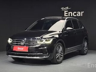 2022 Volkswagen Tiguan Allspace II Рестайлинг, чёрный, 3500000 рублей, вид 1