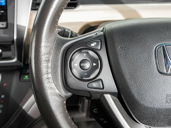 2017 Honda Freed II, жёлтый, 1639000 рублей - вид 14