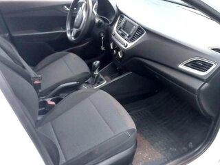 2019 Hyundai Solaris II, белый, 1120000 рублей, вид 2