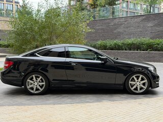 2011 Mercedes-Benz C-Класс 180 III (W204) Рестайлинг, чёрный, 1470000 рублей, вид 4