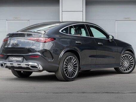 2026 Mercedes-Benz GLC Coupe 300 II (C254), серый, 9290000 рублей, вид 3
