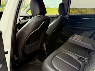 2019 BMW 2 серии Active Tourer 218i F45 Рестайлинг, белый, 1800000 рублей, вид 5