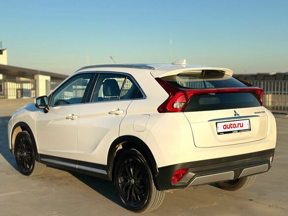 2022 Mitsubishi Eclipse Cross I, белый, 2460000 рублей - вид 2