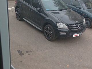 2008 Mercedes-Benz M-Класс 350 II (W164), чёрный, 1370000 рублей, вид 2