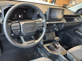 2026 Toyota Hilux IX, белый, 5420000 рублей, вид 5