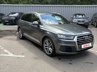 2018 Audi Q7 II (4M), серый, 4600000 рублей, вид 4