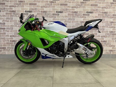 2024 Kawasaki ZX-6 Ninja, белый, 1295000 рублей, вид 3