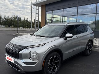 2021 Mitsubishi Outlander IV, серый, 3100000 рублей, вид 1