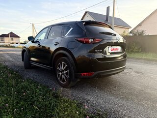 2018 Mazda CX-5 II, чёрный, 2400000 рублей, вид 4