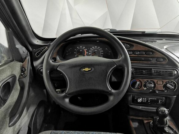 2005 Chevrolet Niva I, серебристый, 295000 рублей - вид 17