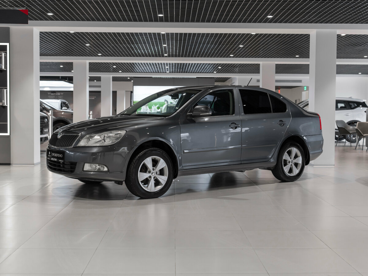 Открыть фотографии: Skoda Octavia II (A5) Рестайлинг