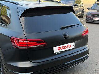 2019 Volkswagen Touareg III, чёрный, 5300000 рублей, вид 5